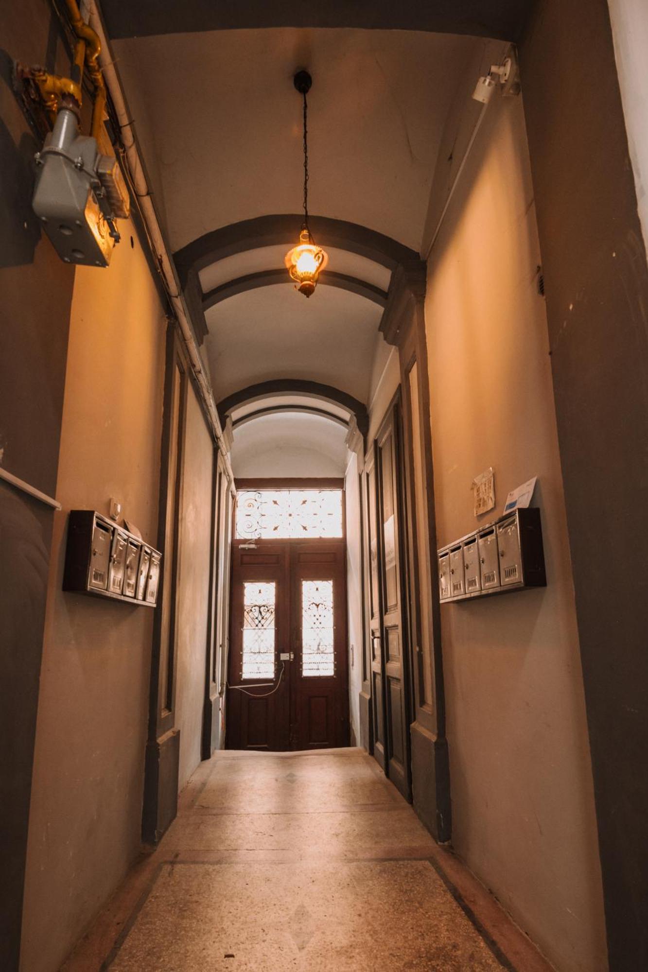 Old Town Central Apartment Клуж-Напока Екстериор снимка