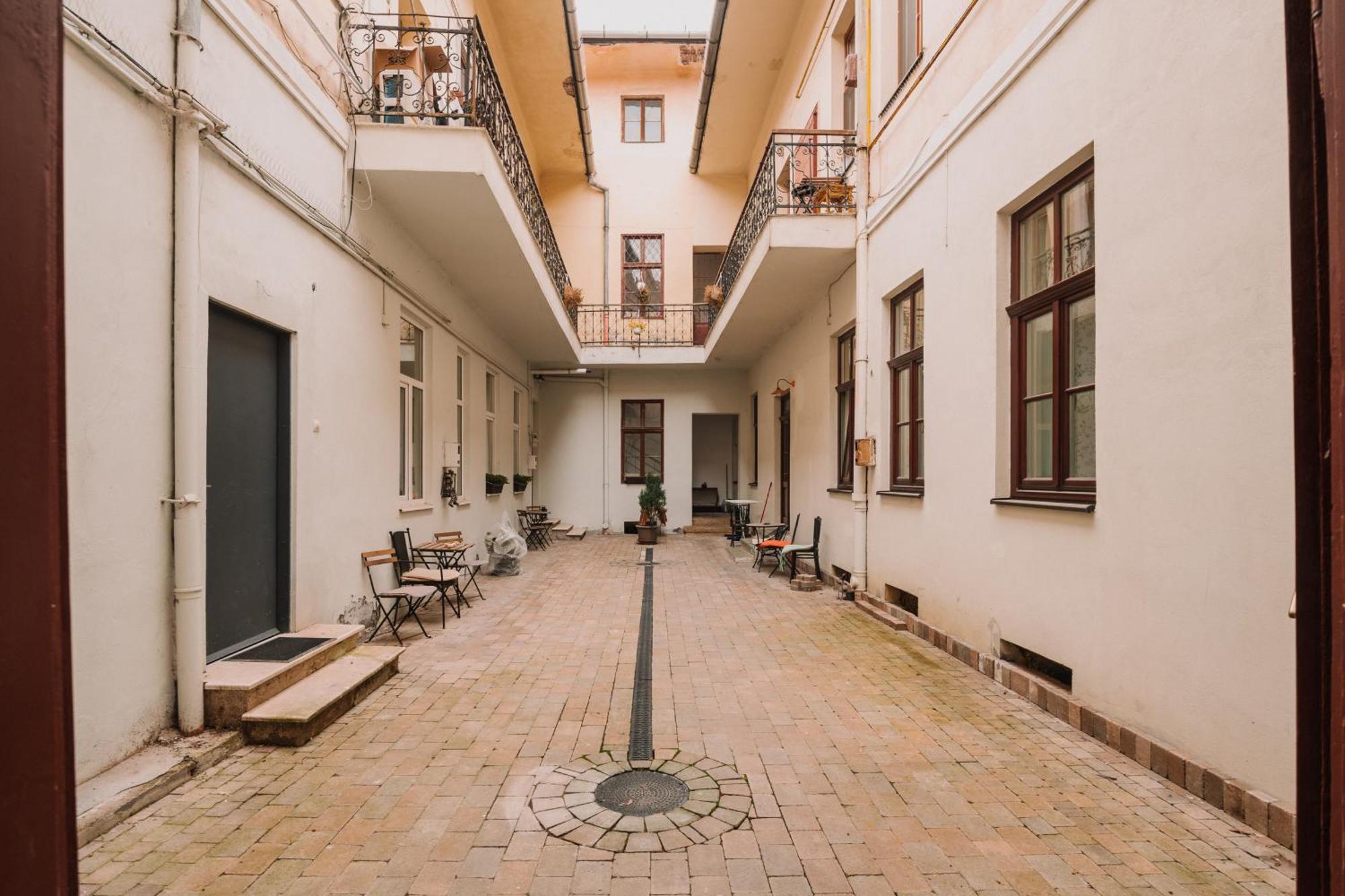 Old Town Central Apartment Клуж-Напока Екстериор снимка