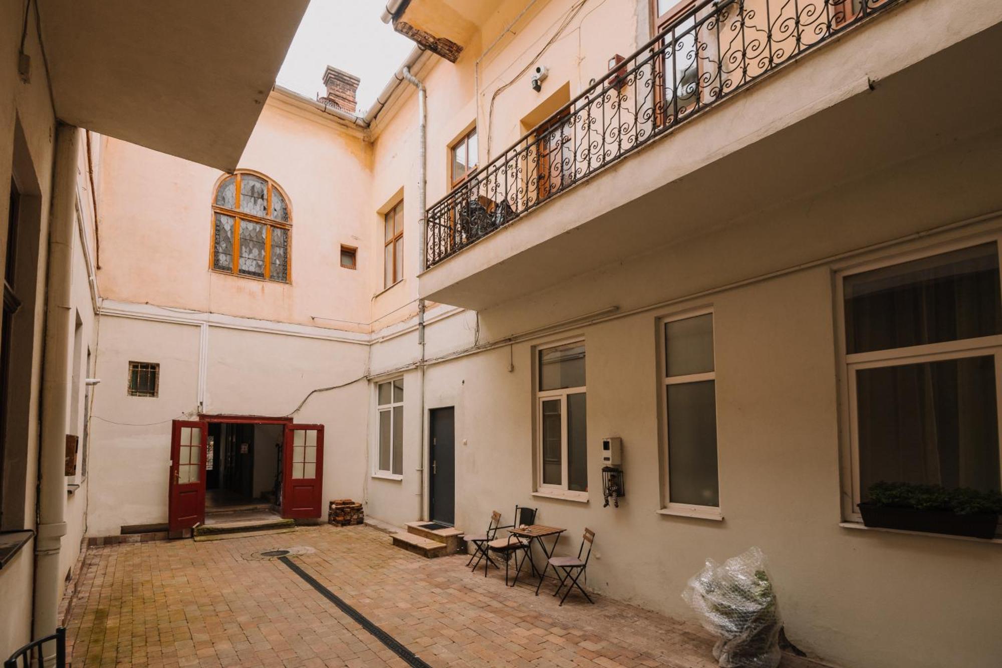 Old Town Central Apartment Клуж-Напока Екстериор снимка