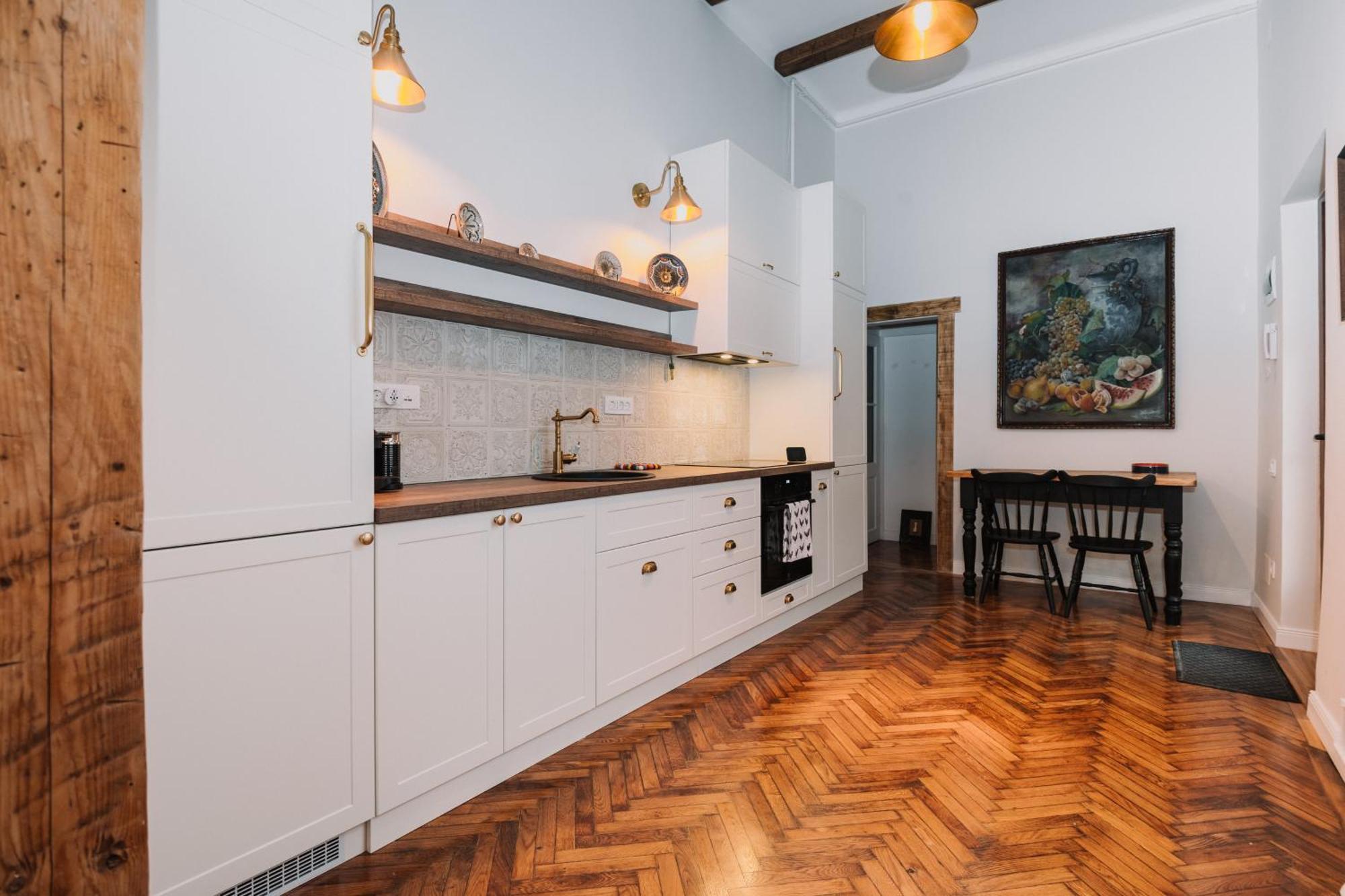 Old Town Central Apartment Клуж-Напока Екстериор снимка