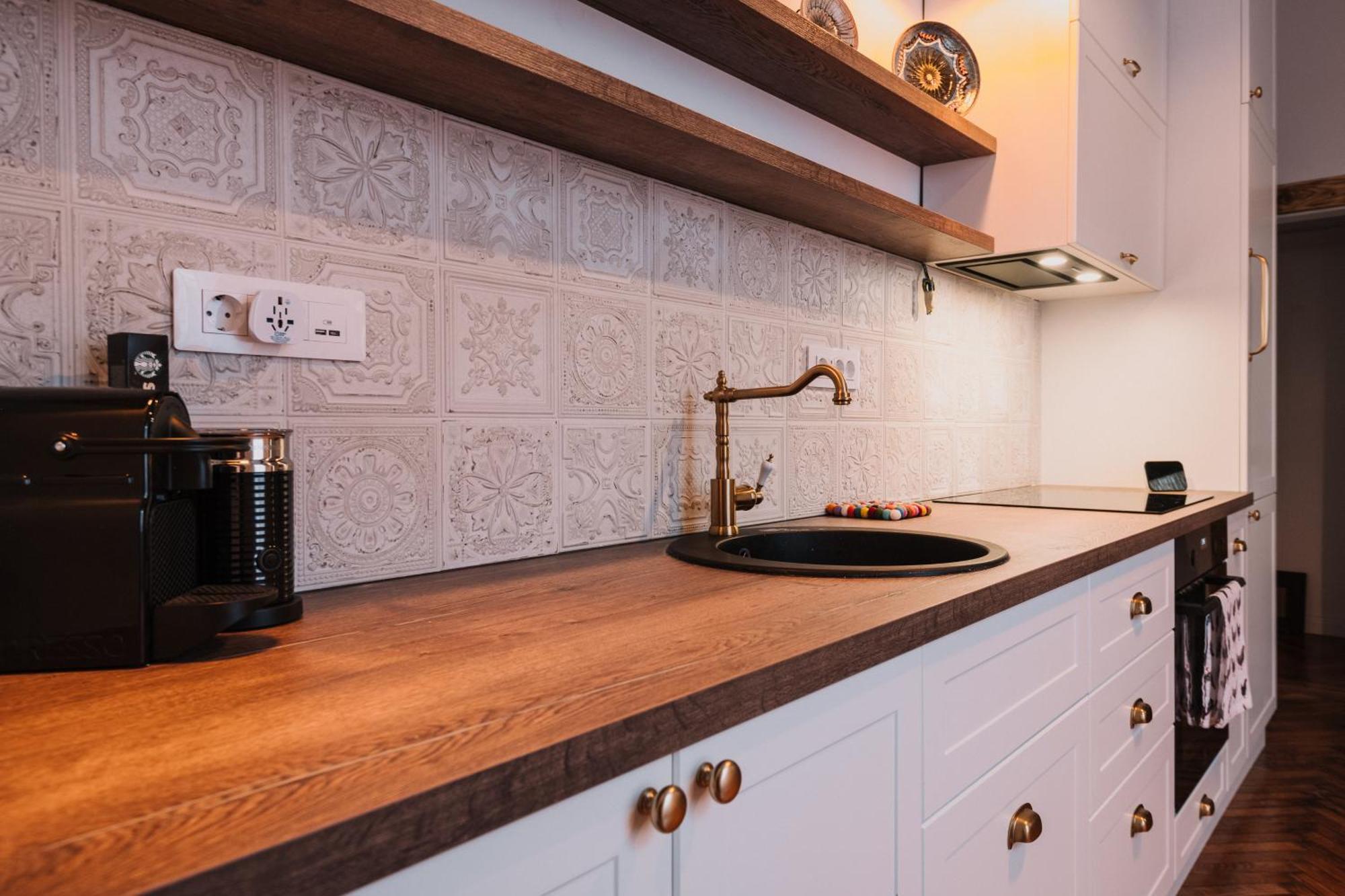 Old Town Central Apartment Клуж-Напока Екстериор снимка